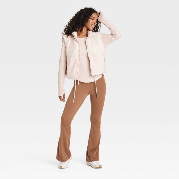 JoyLab - Women's High Pile and Quilted Vest - JoyLab Cream Cream - Picture 3 of 4